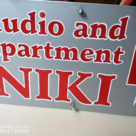 Bungalows Niki อาคาราวี ภายนอก รูปภาพ