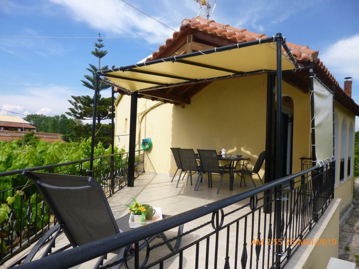 Bungalows Niki อาคาราวี ภายนอก รูปภาพ